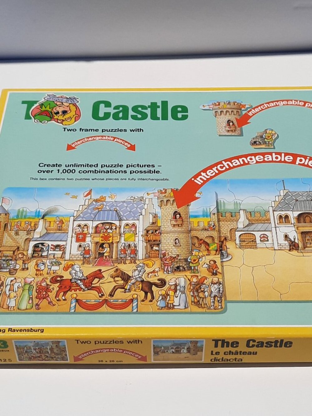 Vintage Ravensburger 069125 The Castle Double Puzzle Interchangeable Pieces